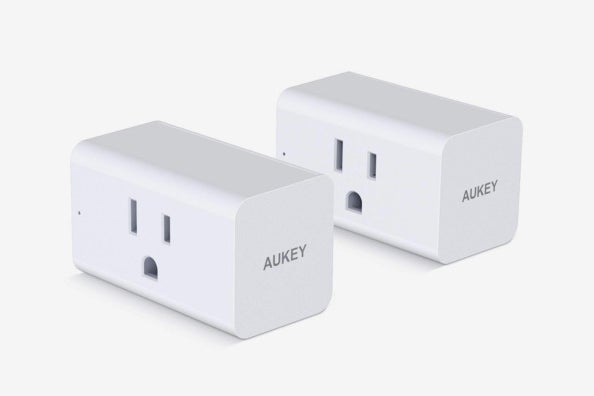 AUKEY Wi-Fi Smart Plug.